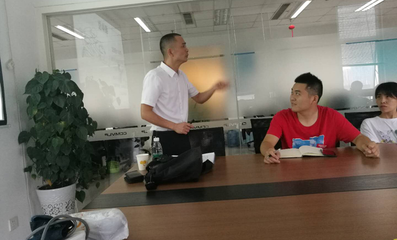 成都信星虚拟产业园健康宣讲会谈晓林