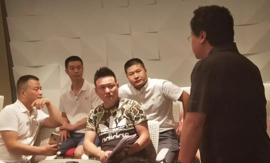 成都信星产业园产中国品牌海外行成都站活动现场